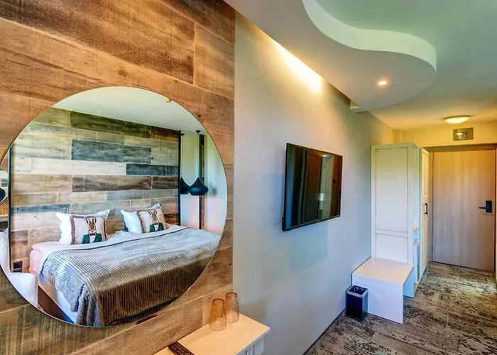 Grand Murgavets Hotel 4*